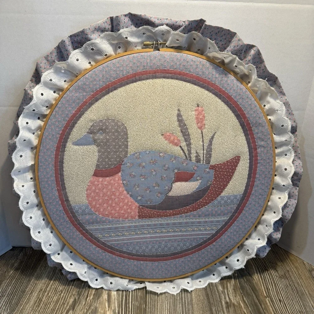 Handmade Vintage Cloth Wood Round Ring Duck Wall Hanging Lace ‎ Cottage